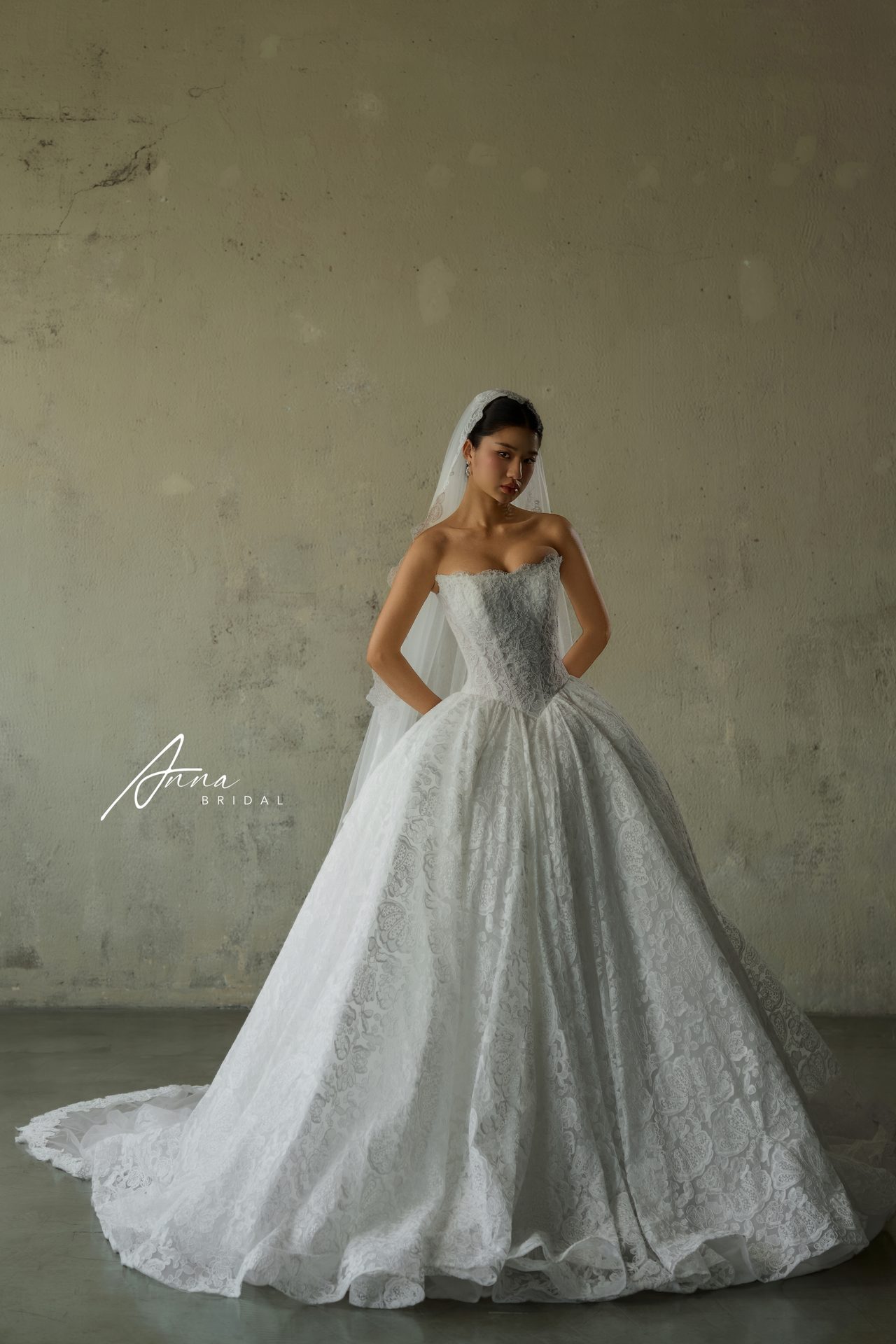 Váy cưới Anna Bridal – Cathedral Train